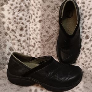 Merrell Women's Black Slip-On Clog Shoes